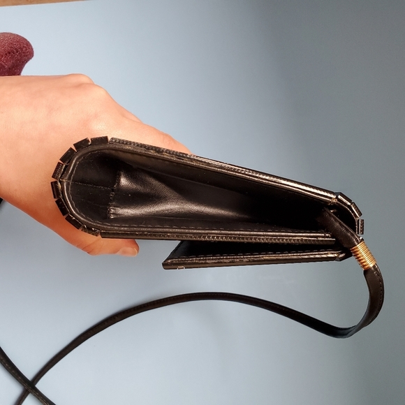 Vintage 80's black and gold asymetrical box purse - Picture 4 of 8